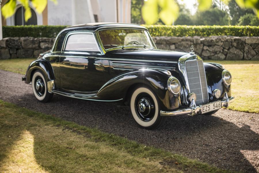  Mercedes-Benz 220 Coupe 1954 года  (фото 2 из 19)